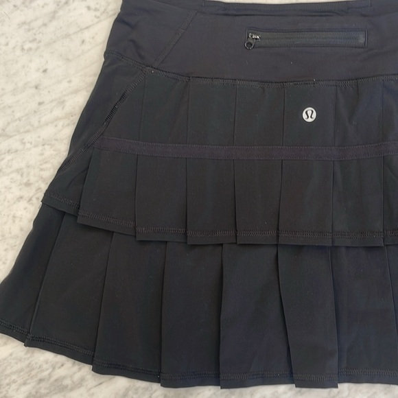 Lululemon!  Athletic pleated skirt with built in shorts! - Picture 4 of 7